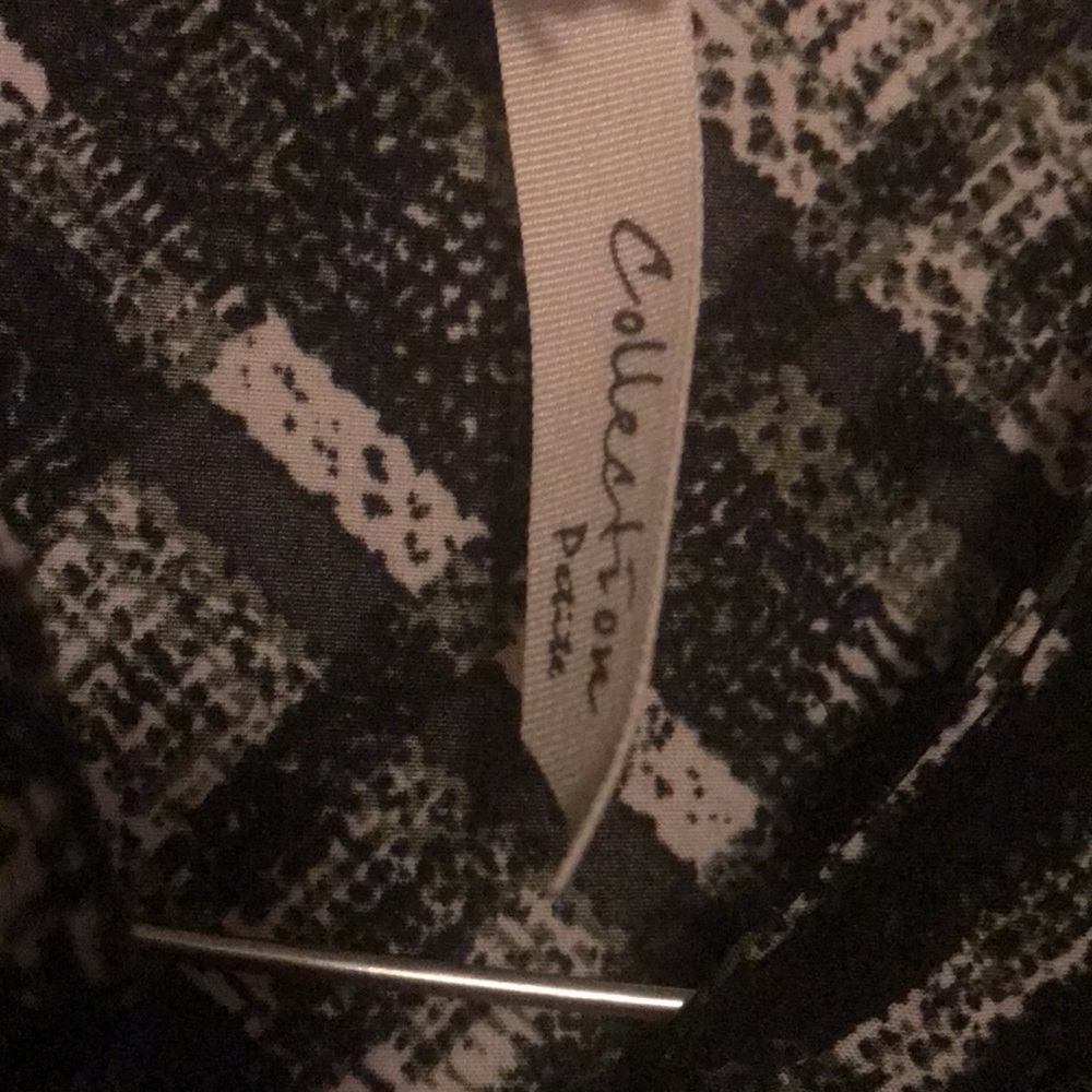 Button Up NY Collection Petite PL GREEN black White Unique 🛍 - Picture 2 of 7